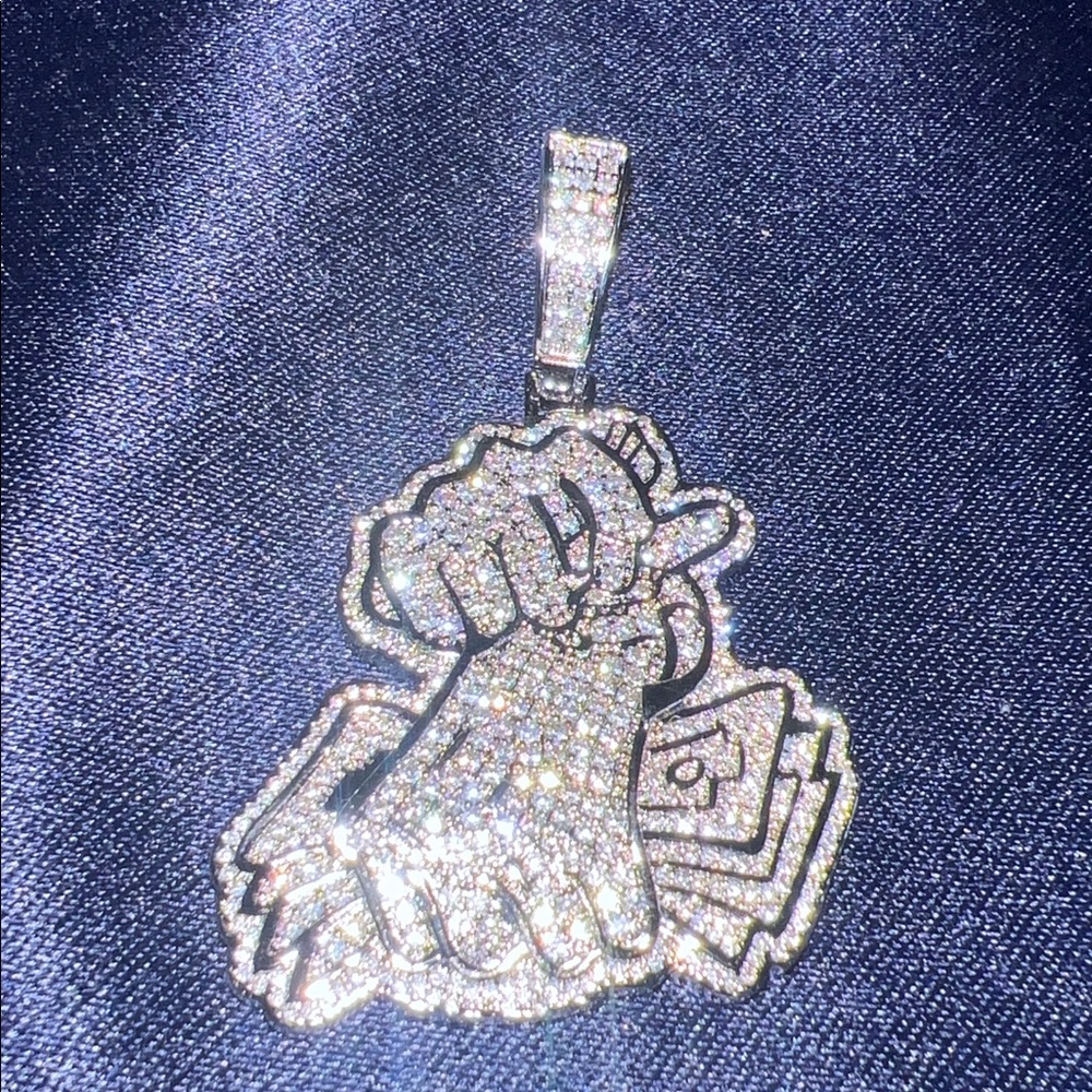Pendant